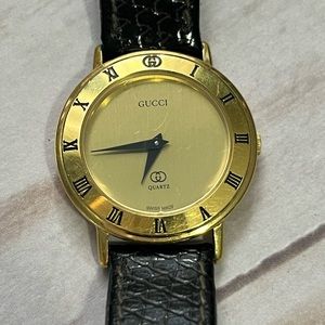 GUCCI WATCHES 3000L QUARTZ VINTAGE STAINLESS STEEL/LEATHER GOLD GOLD WOMEN USED